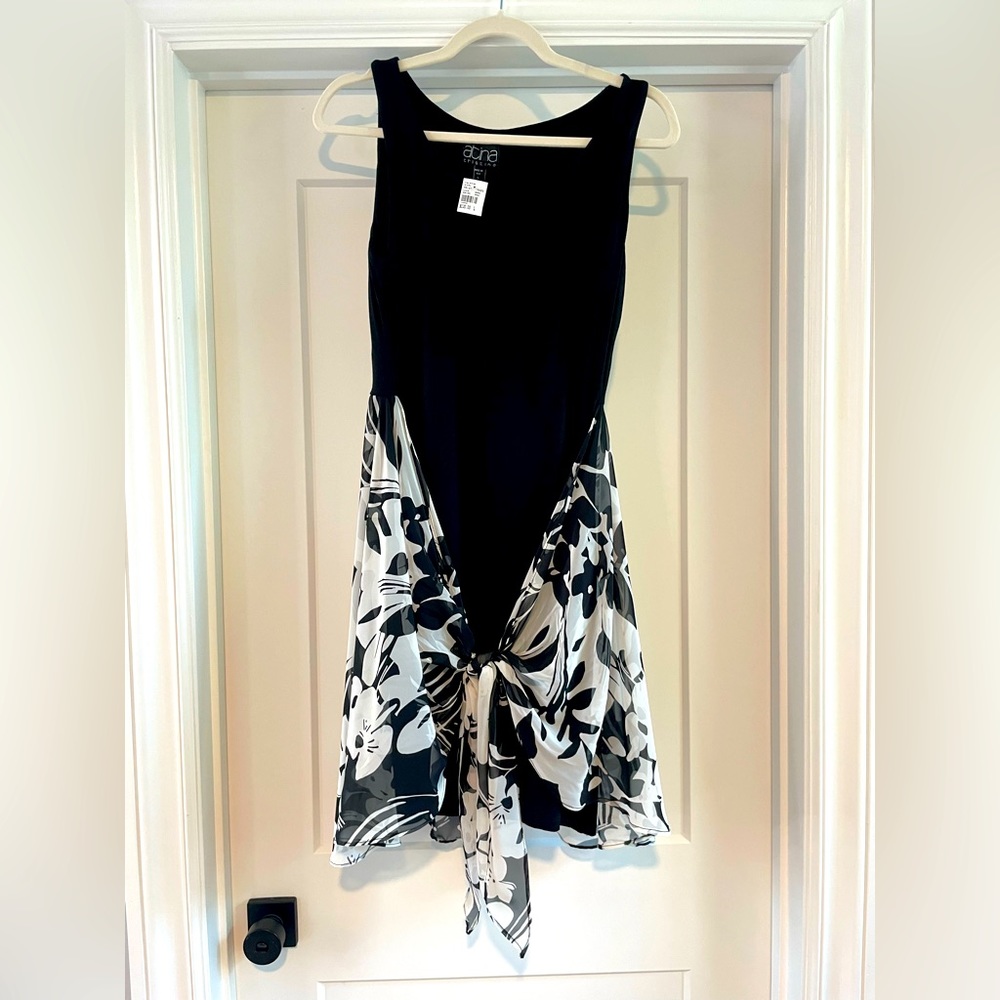 Atina sleeveless black dress with black/white wrap